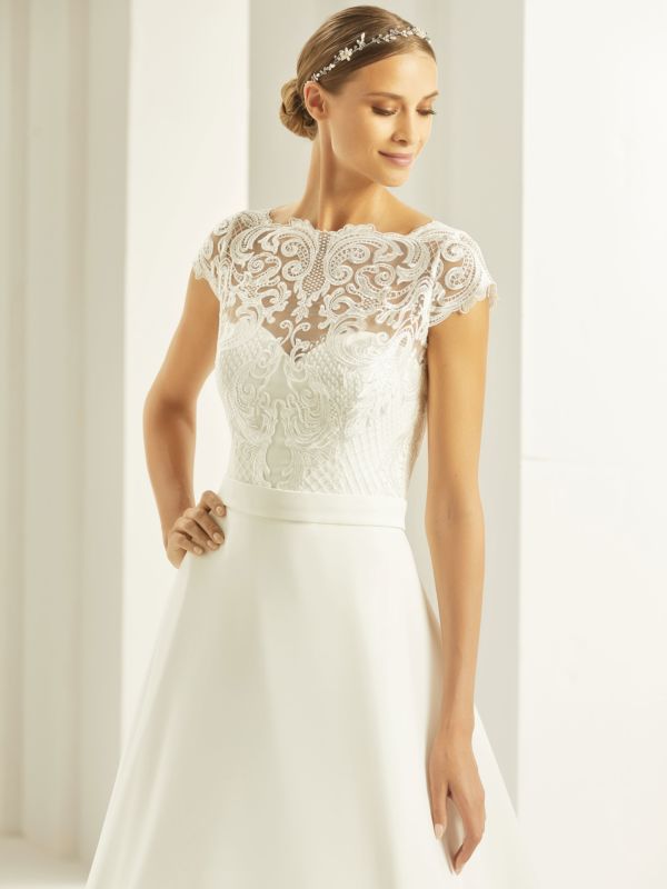 Bianco Evento E269 Bolero Kant | Maat XL