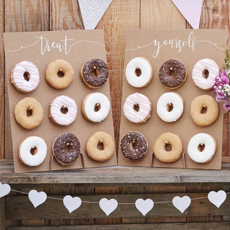 Ginger Ray CW 209 Rustic Country Donut Wall