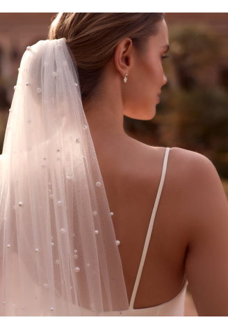 Bianco Evento S544 – Ivoorkleurige kathedraalsluier van zachte tule, 200 cm