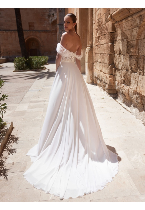 Bianco Evento Raisa Bruidsrok