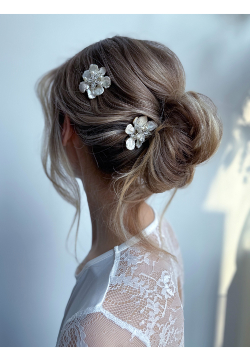 Sally Jane Bridal Lilly Haarspeld Zilver ()