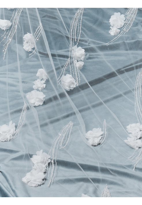 S75516-300-1 sluier met 3D bloemen en pareltjes 